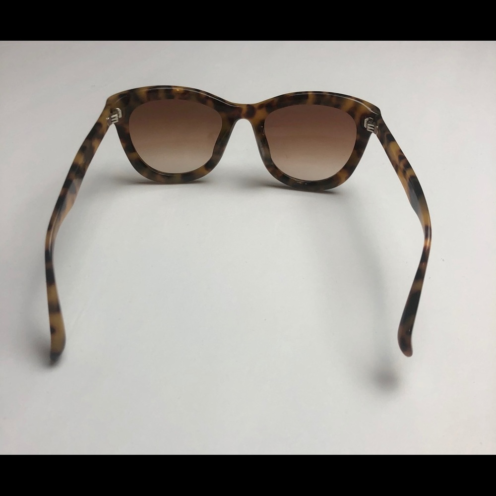 Tortoise Shell Sunglasses - Picture 5 of 6